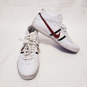 NIKE HIGH TOP TENNIS SHOES MEN 9.5